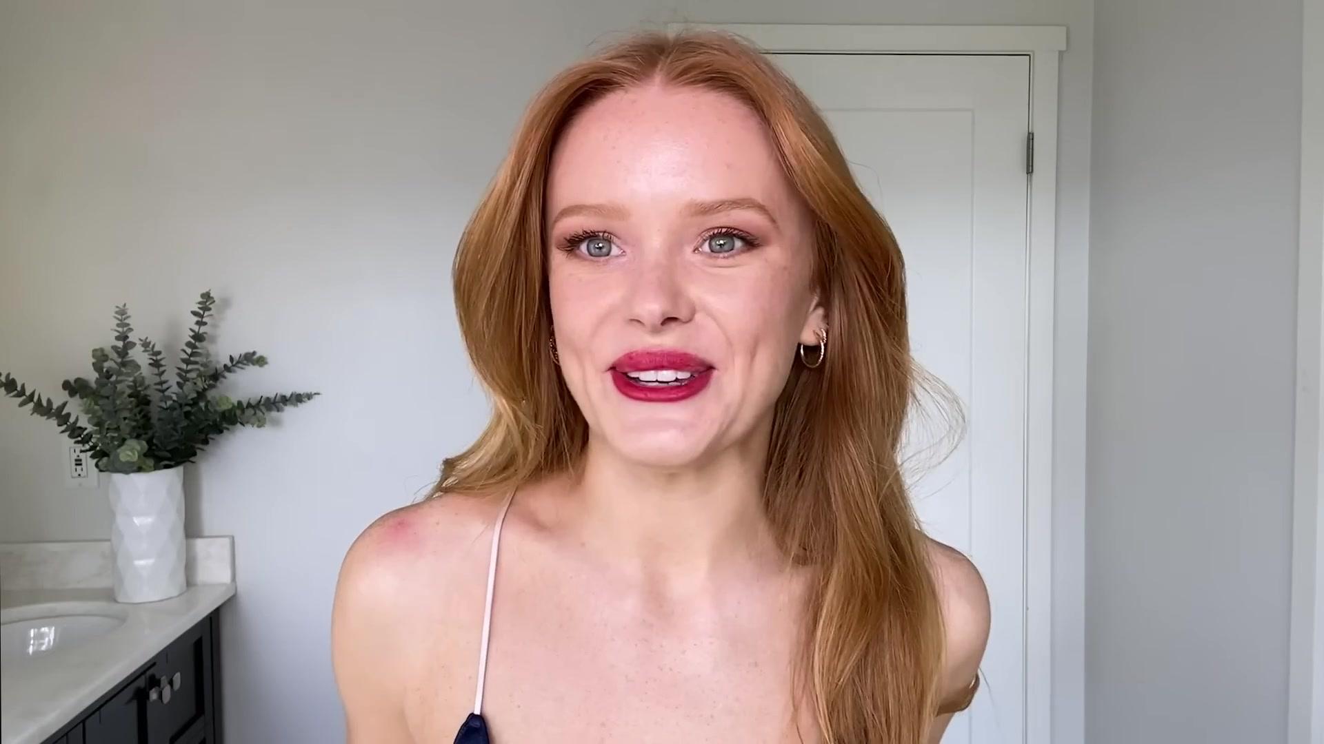 Abigail_EffortlessRedLipGuideRedHairedBeauty_Vogue21_2128.jpg