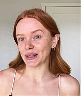 Abigail_EffortlessRedLipGuideRedHairedBeauty_Vogue21_0033.jpg