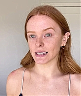 Abigail_EffortlessRedLipGuideRedHairedBeauty_Vogue21_0048.jpg