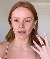 Abigail_EffortlessRedLipGuideRedHairedBeauty_Vogue21_0070.jpg