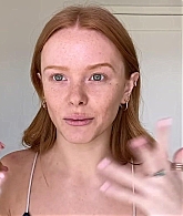 Abigail_EffortlessRedLipGuideRedHairedBeauty_Vogue21_0077.jpg