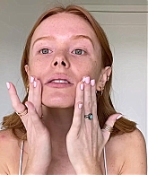 Abigail_EffortlessRedLipGuideRedHairedBeauty_Vogue21_0082.jpg