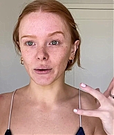 Abigail_EffortlessRedLipGuideRedHairedBeauty_Vogue21_0241.jpg
