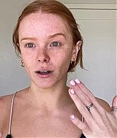 Abigail_EffortlessRedLipGuideRedHairedBeauty_Vogue21_0250.jpg