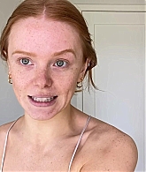 Abigail_EffortlessRedLipGuideRedHairedBeauty_Vogue21_0278.jpg