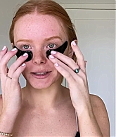 Abigail_EffortlessRedLipGuideRedHairedBeauty_Vogue21_0328.jpg