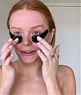 Abigail_EffortlessRedLipGuideRedHairedBeauty_Vogue21_0339.jpg