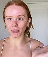 Abigail_EffortlessRedLipGuideRedHairedBeauty_Vogue21_0459.jpg