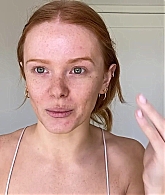 Abigail_EffortlessRedLipGuideRedHairedBeauty_Vogue21_0483.jpg