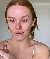 Abigail_EffortlessRedLipGuideRedHairedBeauty_Vogue21_0490.jpg