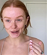 Abigail_EffortlessRedLipGuideRedHairedBeauty_Vogue21_0492.jpg