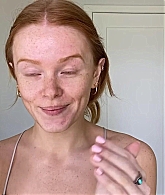Abigail_EffortlessRedLipGuideRedHairedBeauty_Vogue21_0493.jpg