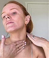 Abigail_EffortlessRedLipGuideRedHairedBeauty_Vogue21_0534.jpg