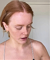 Abigail_EffortlessRedLipGuideRedHairedBeauty_Vogue21_0603.jpg