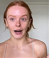 Abigail_EffortlessRedLipGuideRedHairedBeauty_Vogue21_0620.jpg