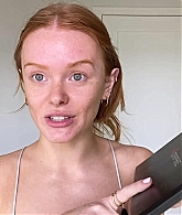 Abigail_EffortlessRedLipGuideRedHairedBeauty_Vogue21_0732.jpg