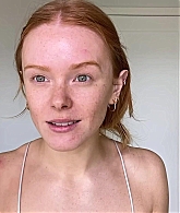 Abigail_EffortlessRedLipGuideRedHairedBeauty_Vogue21_0769.jpg