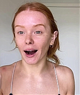 Abigail_EffortlessRedLipGuideRedHairedBeauty_Vogue21_0773.jpg