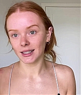 Abigail_EffortlessRedLipGuideRedHairedBeauty_Vogue21_0783.jpg