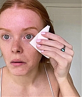 Abigail_EffortlessRedLipGuideRedHairedBeauty_Vogue21_0842.jpg