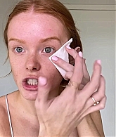 Abigail_EffortlessRedLipGuideRedHairedBeauty_Vogue21_0849.jpg