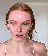 Abigail_EffortlessRedLipGuideRedHairedBeauty_Vogue21_0954.jpg