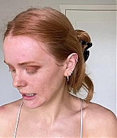 Abigail_EffortlessRedLipGuideRedHairedBeauty_Vogue21_0958.jpg