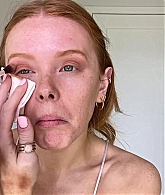 Abigail_EffortlessRedLipGuideRedHairedBeauty_Vogue21_0972.jpg