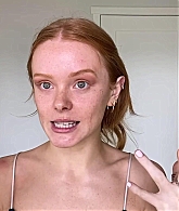 Abigail_EffortlessRedLipGuideRedHairedBeauty_Vogue21_1007.jpg