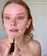 Abigail_EffortlessRedLipGuideRedHairedBeauty_Vogue21_1024.jpg