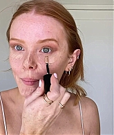 Abigail_EffortlessRedLipGuideRedHairedBeauty_Vogue21_1035.jpg