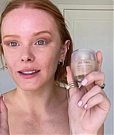 Abigail_EffortlessRedLipGuideRedHairedBeauty_Vogue21_1096.jpg