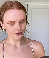 Abigail_EffortlessRedLipGuideRedHairedBeauty_Vogue21_1184.jpg