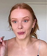 Abigail_EffortlessRedLipGuideRedHairedBeauty_Vogue21_1265.jpg