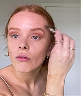 Abigail_EffortlessRedLipGuideRedHairedBeauty_Vogue21_1281.jpg