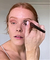 Abigail_EffortlessRedLipGuideRedHairedBeauty_Vogue21_1304.jpg