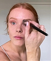 Abigail_EffortlessRedLipGuideRedHairedBeauty_Vogue21_1305.jpg