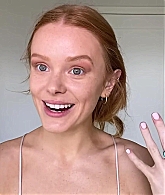 Abigail_EffortlessRedLipGuideRedHairedBeauty_Vogue21_1318.jpg