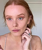 Abigail_EffortlessRedLipGuideRedHairedBeauty_Vogue21_1365.jpg