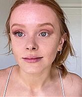 Abigail_EffortlessRedLipGuideRedHairedBeauty_Vogue21_1463.jpg