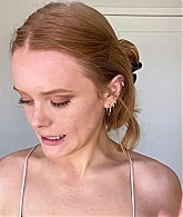 Abigail_EffortlessRedLipGuideRedHairedBeauty_Vogue21_1521.jpg