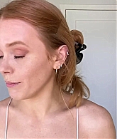 Abigail_EffortlessRedLipGuideRedHairedBeauty_Vogue21_1524.jpg