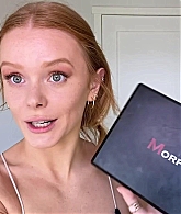 Abigail_EffortlessRedLipGuideRedHairedBeauty_Vogue21_1528.jpg