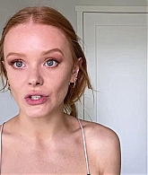Abigail_EffortlessRedLipGuideRedHairedBeauty_Vogue21_1586.jpg