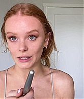 Abigail_EffortlessRedLipGuideRedHairedBeauty_Vogue21_1594.jpg