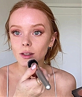 Abigail_EffortlessRedLipGuideRedHairedBeauty_Vogue21_1605.jpg