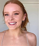 Abigail_EffortlessRedLipGuideRedHairedBeauty_Vogue21_1645.jpg