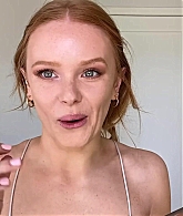 Abigail_EffortlessRedLipGuideRedHairedBeauty_Vogue21_1648.jpg