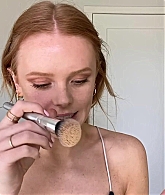 Abigail_EffortlessRedLipGuideRedHairedBeauty_Vogue21_1653.jpg