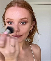 Abigail_EffortlessRedLipGuideRedHairedBeauty_Vogue21_1663.jpg